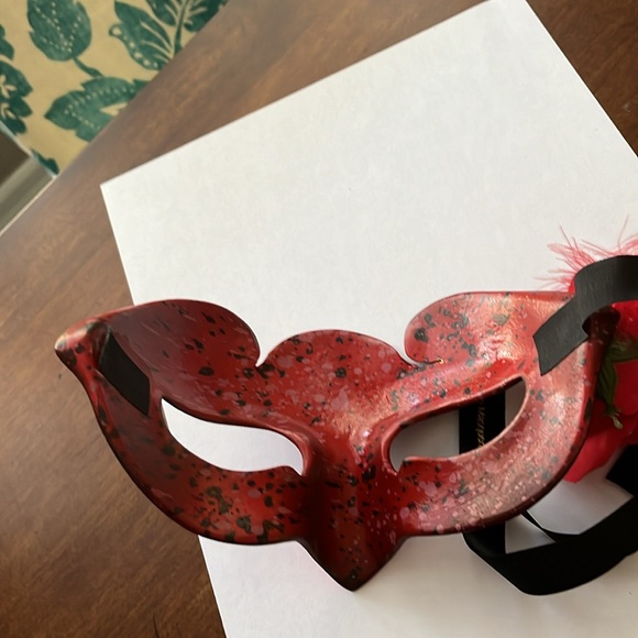 Venetian Hand-painted Mask from Disney’s Topolino’s Italian Masquerade NYE - Picture 8 of 10